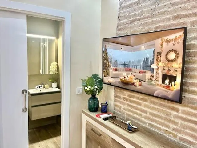 Front Arc Hotel Barcelona 0*,